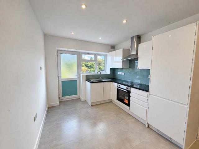 Apartment for rent in High Wycombe Community Board, High Wycombe