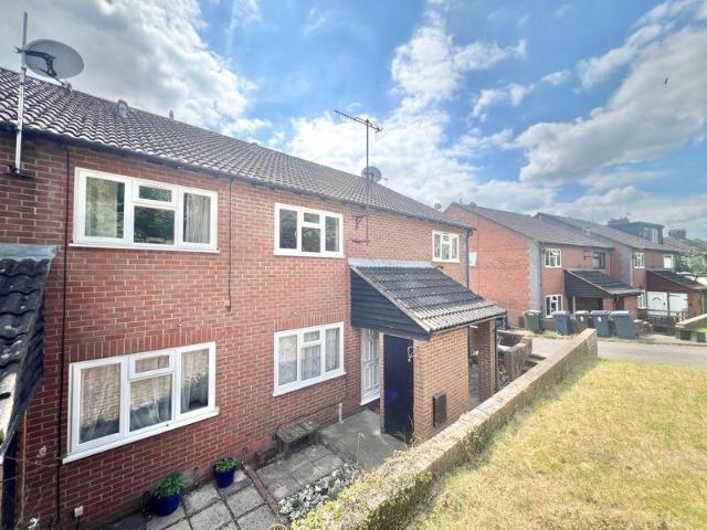 House for rent in Castlefield, Cressex