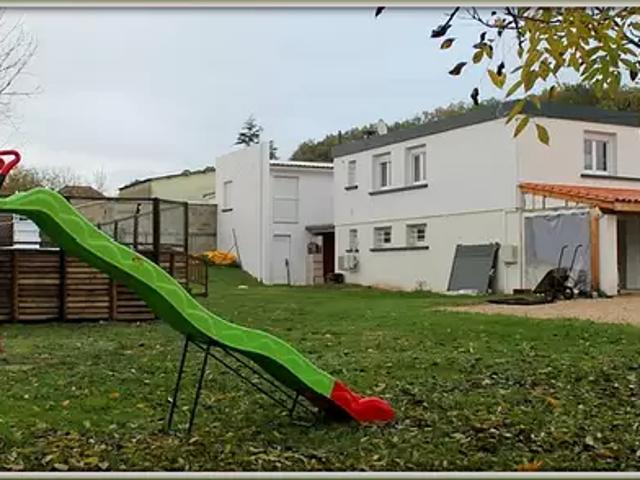 Immeuble vente à Chalais