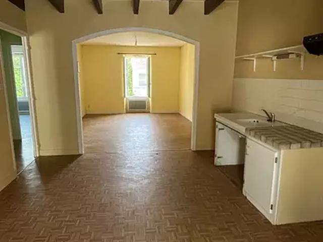 Maison vente à Angoulême, Chalais