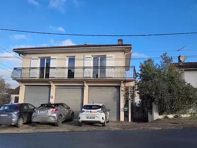 Maison vente à Angoulême, Chalais