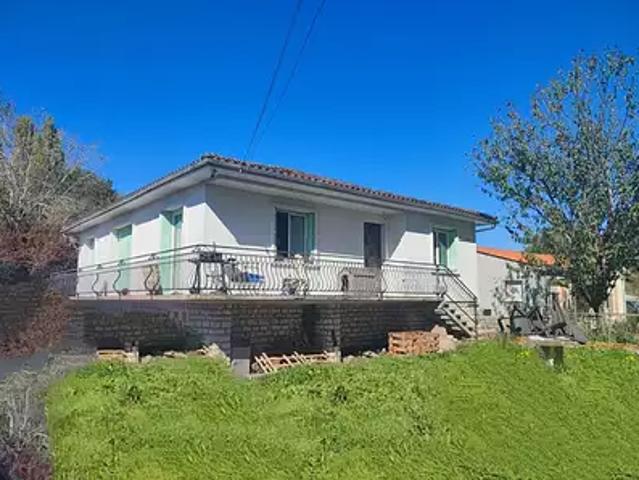 Maison vente à Angoulême, Chalais