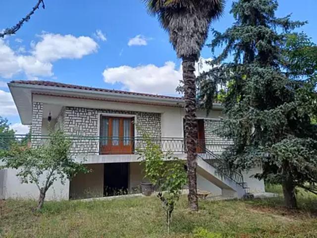 Maison vente à Angoulême, Chalais