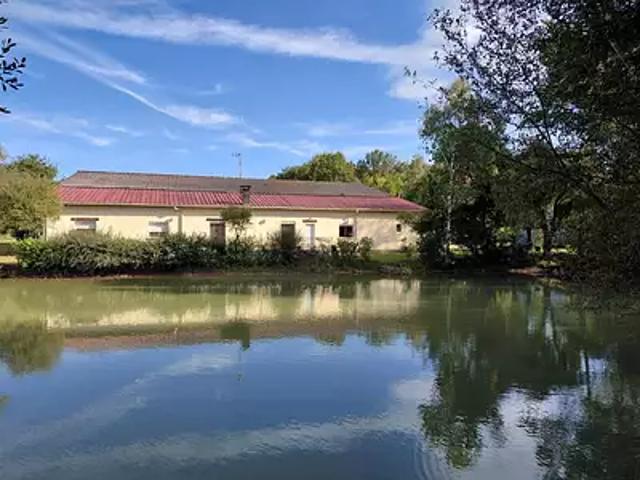 Maison vente à Nontron, Chaleix