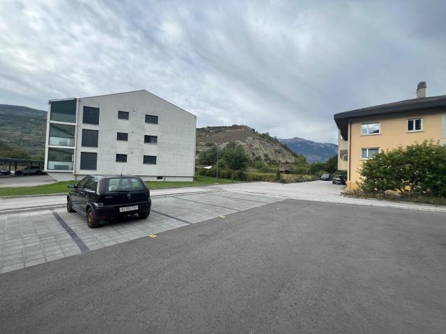 Garage mieten in Réchy, Chalais