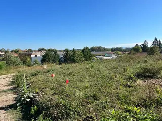 Terrain vente à Bourg-en-Bresse, Chalamont