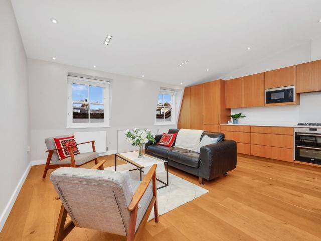 House for rent in Primrose Hill, Greater London