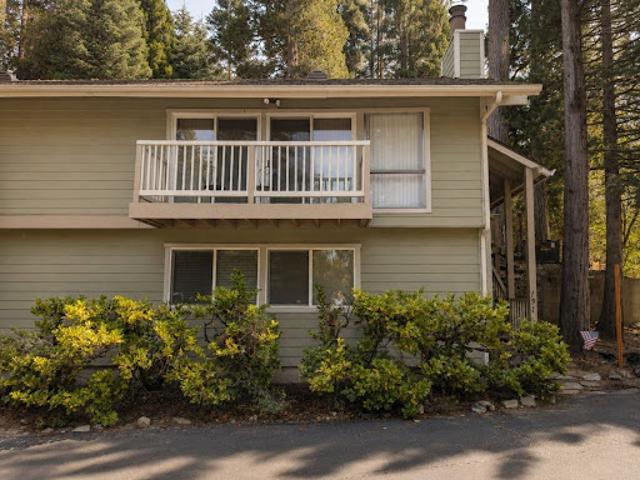 House for sale in Cedar Glen, California