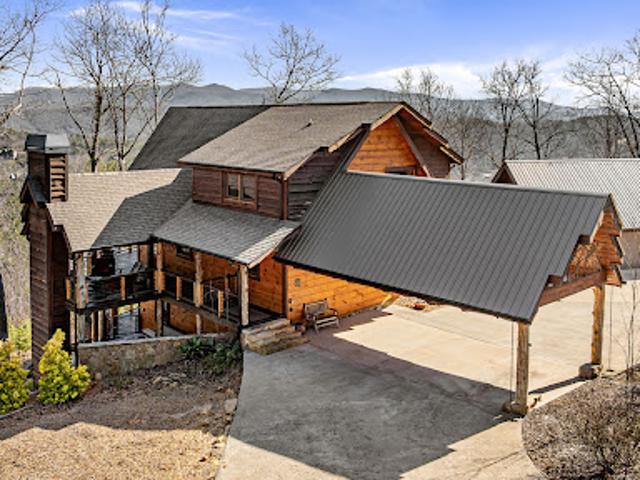 House for sale in Blue Ridge, Georgia