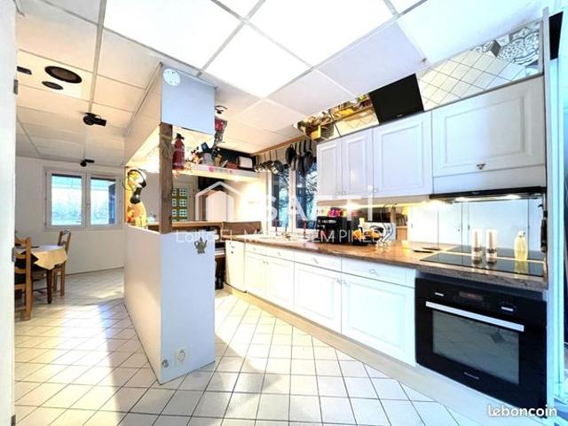 Maison vente à Orléans, Cerdon