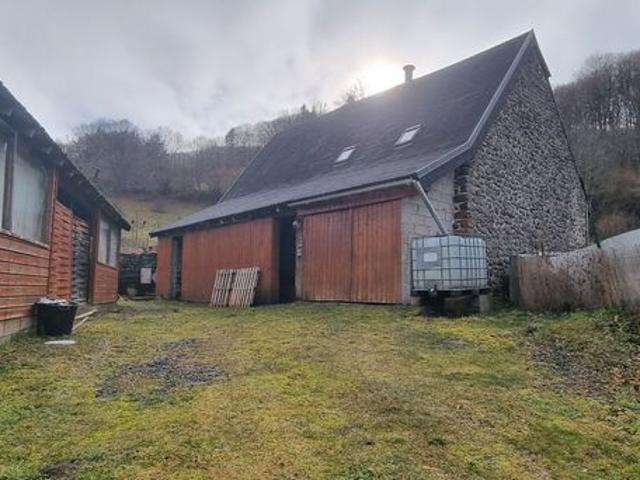 Maison vente à Issoire, Compains