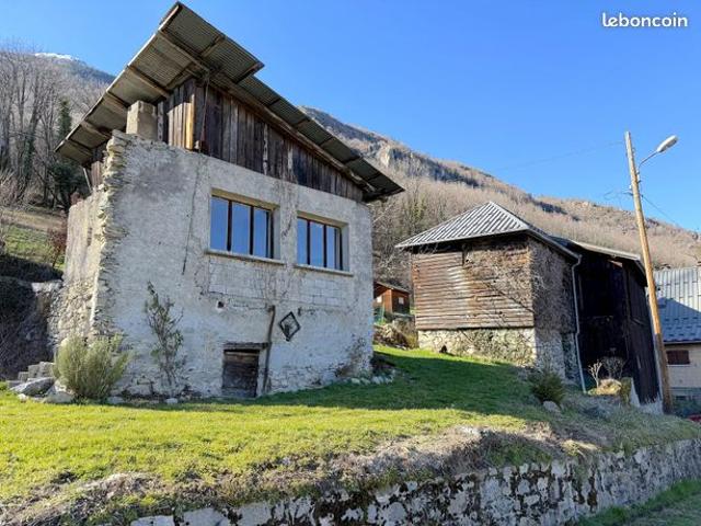 Maison vente à Saint-Jean-de-Maurienne, Saint-etienne-de-cuines