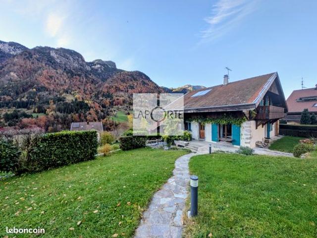 Maison vente à Largentière, Borne