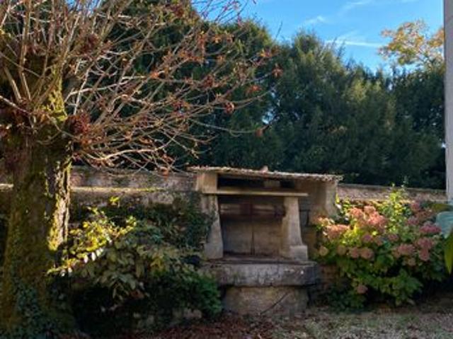 Maison vente à Mâcon, Préty
