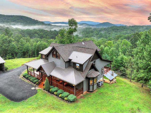 House for sale in Blue Ridge, Georgia