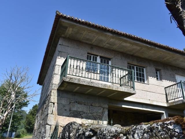 Casa en venta en A Cañiza