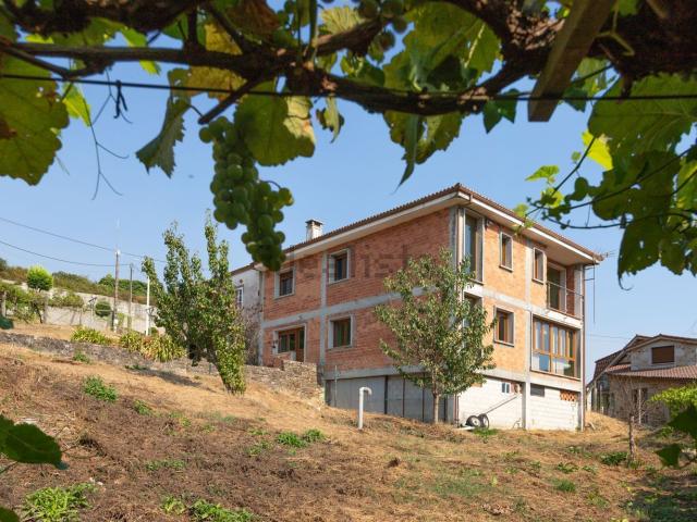 Casa en venta en A Estrada, Pontevedra