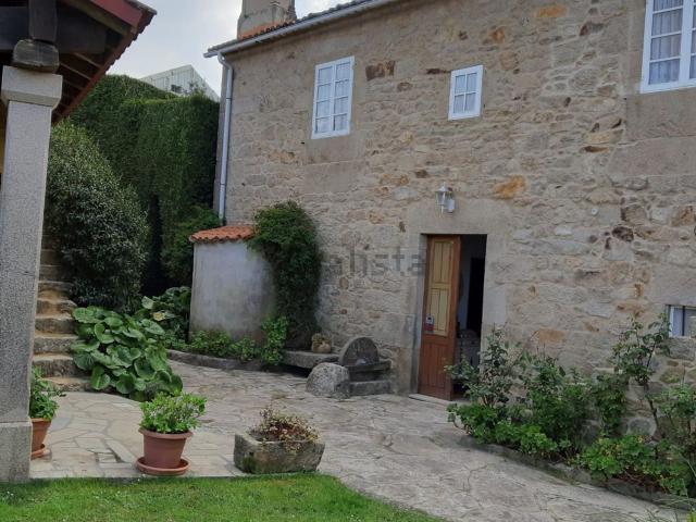Casa en venta en Tabeirós, A Estrada