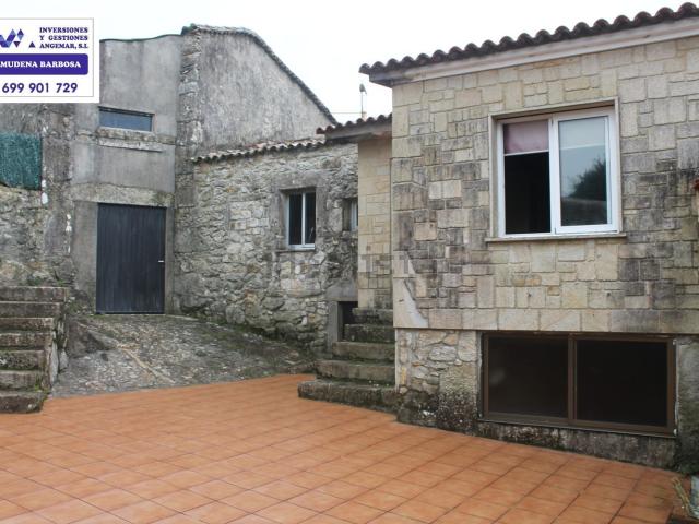 Casa en venta en A Guarda, A Granxa