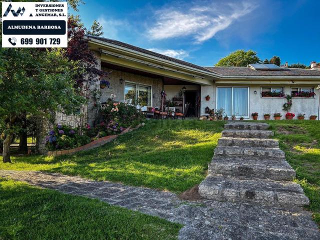 Casa en venta en A Guarda, A Estibada