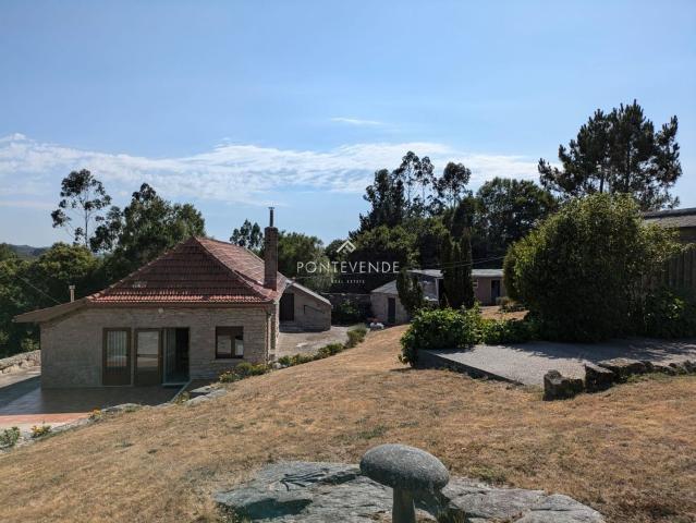 Casa en venta en A Lama