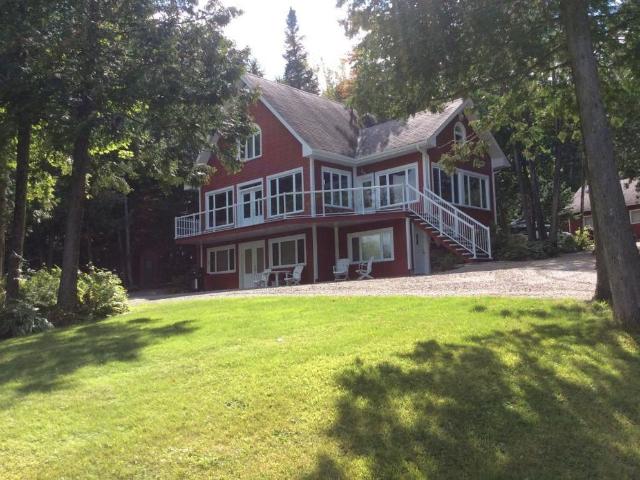 Apartment for rent in Memphrémagog, Quebec