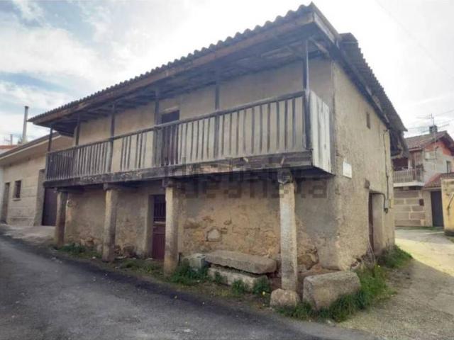 Casa en venta en A Merca, Terra da Celanova