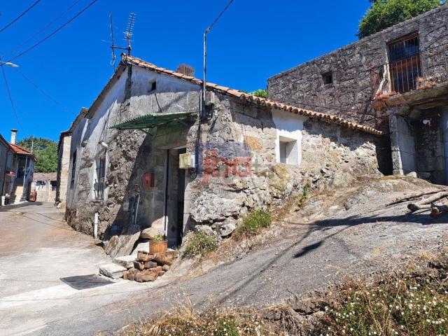 Casa en venta en A Peroxa