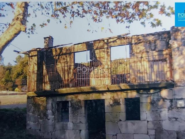 Casa en venta en Ourense, Galicia