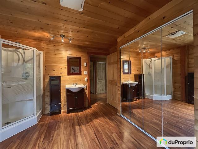 House for sale in Stukely-sud