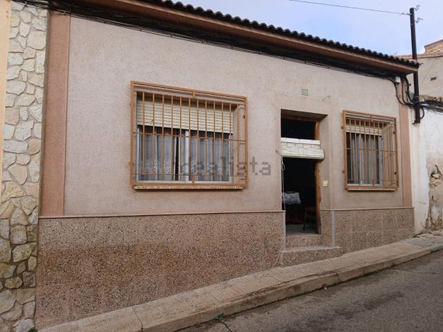 Casa en venta en Abengibre, Castilla-La Mancha