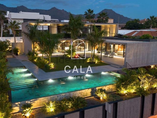 Casa en venta en Playa Paraíso, Adeje
