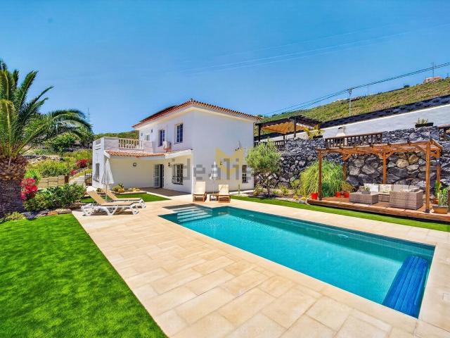 Casa en venta en Las Moraditas, Adeje