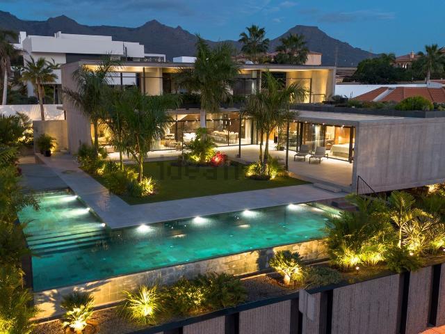 Casa en venta en Playa Paraíso, Adeje