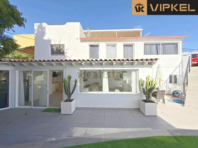 Casa en venta en Los Menores, Adeje