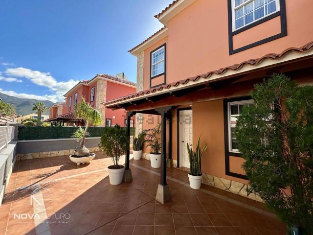 Casa en venta en El Galeón, Adeje