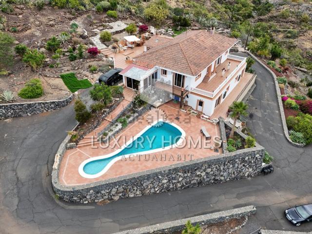 Casa en venta en Barranco de las Torres, Adeje