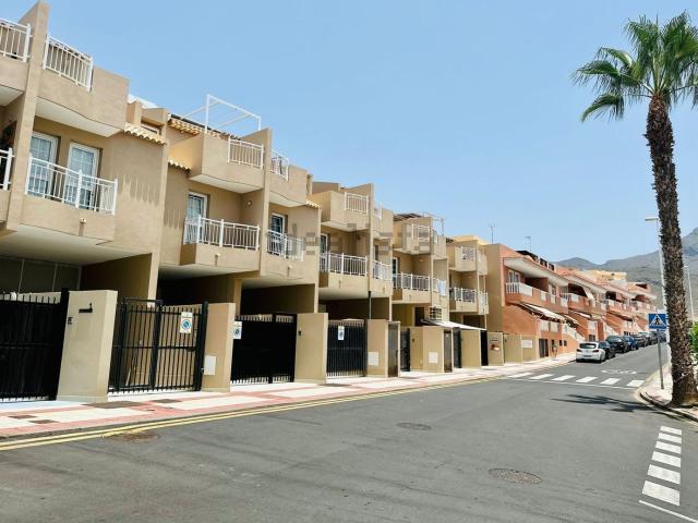 Casa en venta en La Postura, Adeje