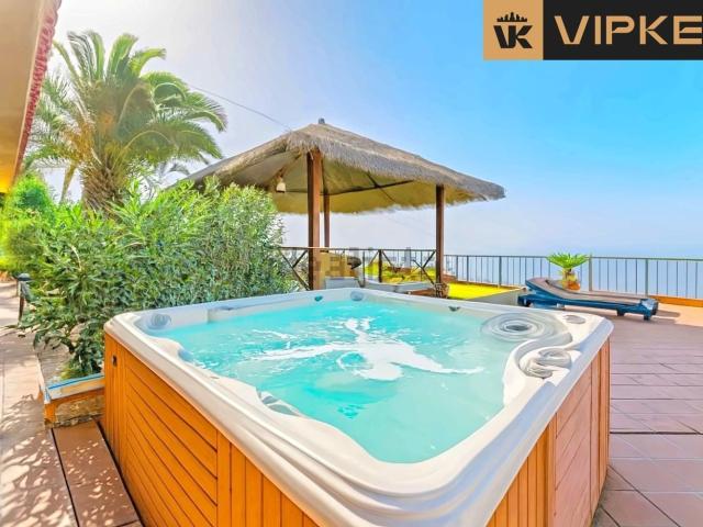 Casa en venta en Los Olivos, Adeje