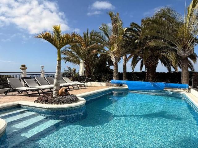 Casa en venta en Los Menores, Adeje