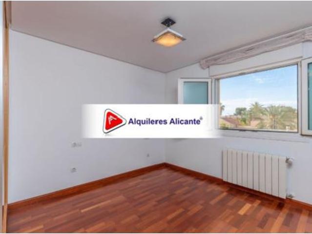 Chalet en alquiler en Ciutat Jardí, l'Alacantí