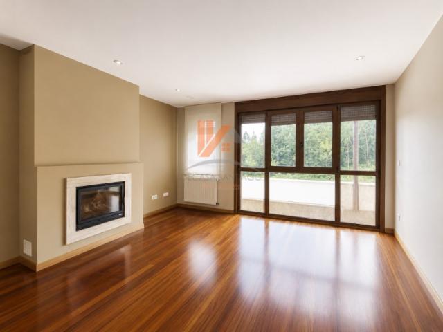 Chalet en venta en Urbanización San Sadurniño, Teo