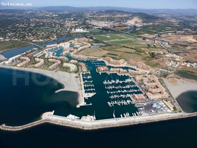 Casa en venta en Castillo de la Duquesa, Costa del Sol Occidental