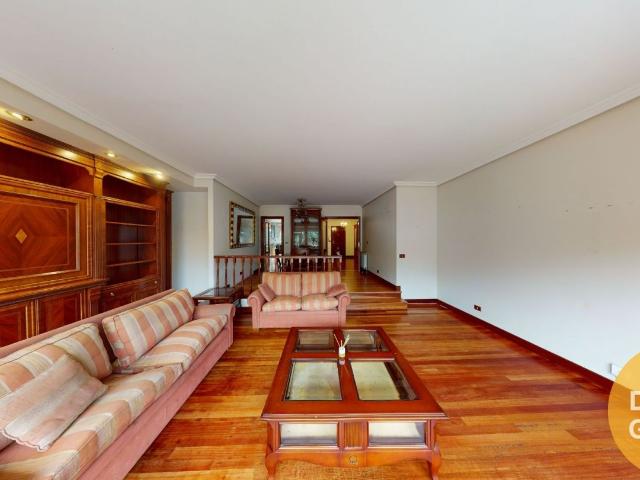 Casa en venta en Zabaloetxe, Loiu