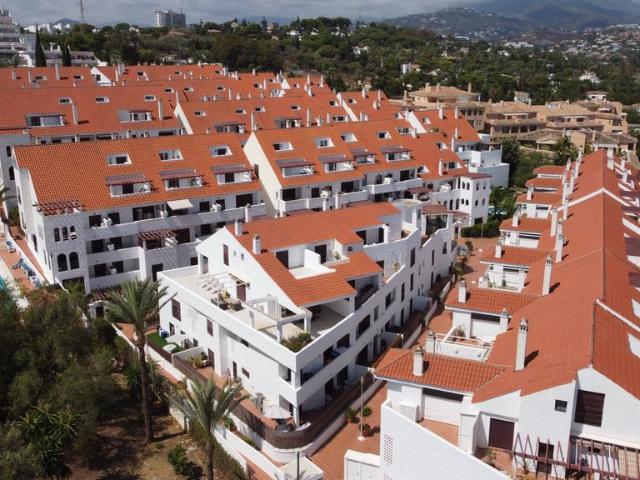 Villa en venta en Marbella, Marbella River Garden