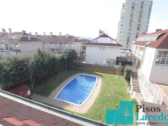 Casa en alquiler en Laredo