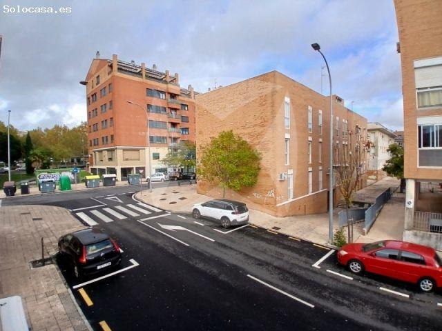 Casa en venta en Reyes Huertas, Cáceres