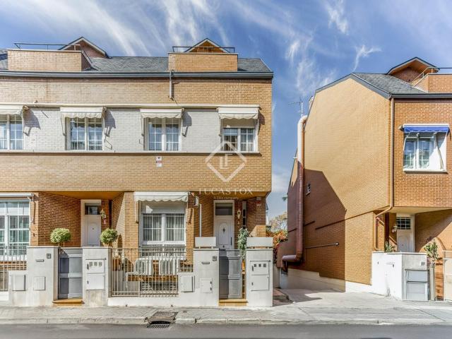 Casa en venta en Medina-sidonia, Madrid