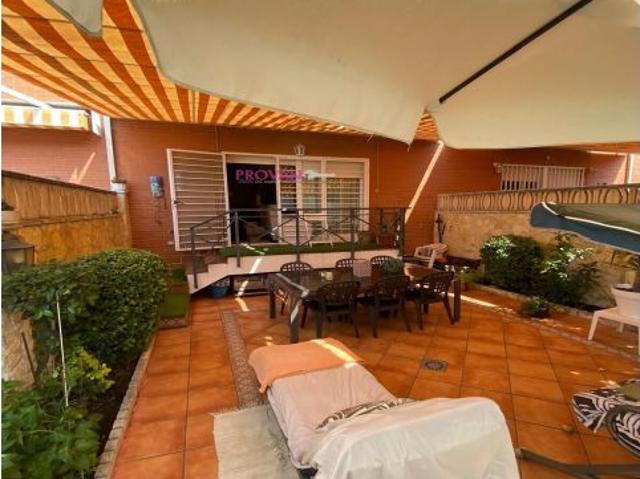 Casa en venta en Distrito II, Alcalá De Henares