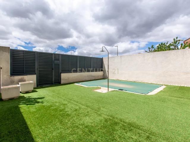 Casa en venta en Parla, Madrid